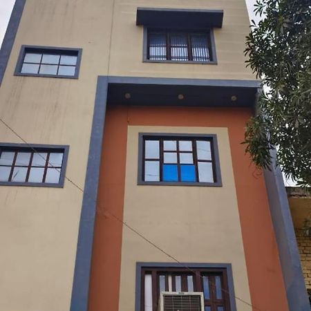Namo Guest House Only For Indians Váránaszi Kültér fotó
