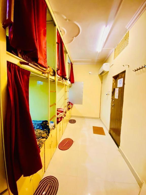 Namo Guest House Only For Indians Váránaszi Kültér fotó